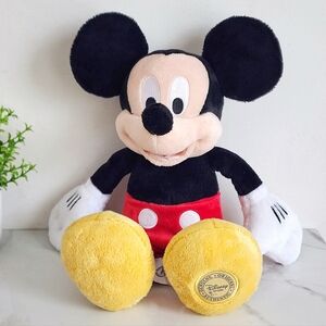 🖤 Mickey Mouse Soft Plush – Disney Store Authentic 13” Classic Soft Toy